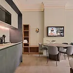 Novallure Nassau Aparthotel Den Haag