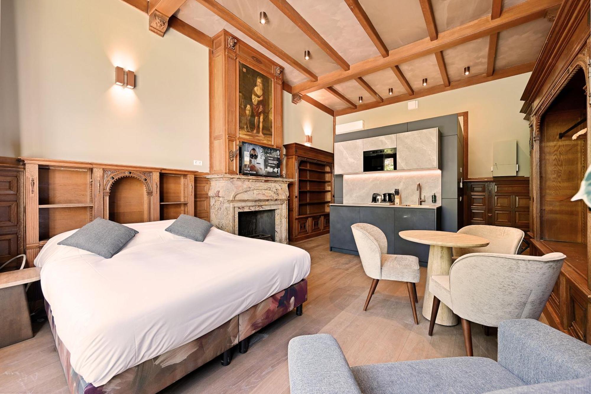 Novallure Nassau Aparthotel Den Haag