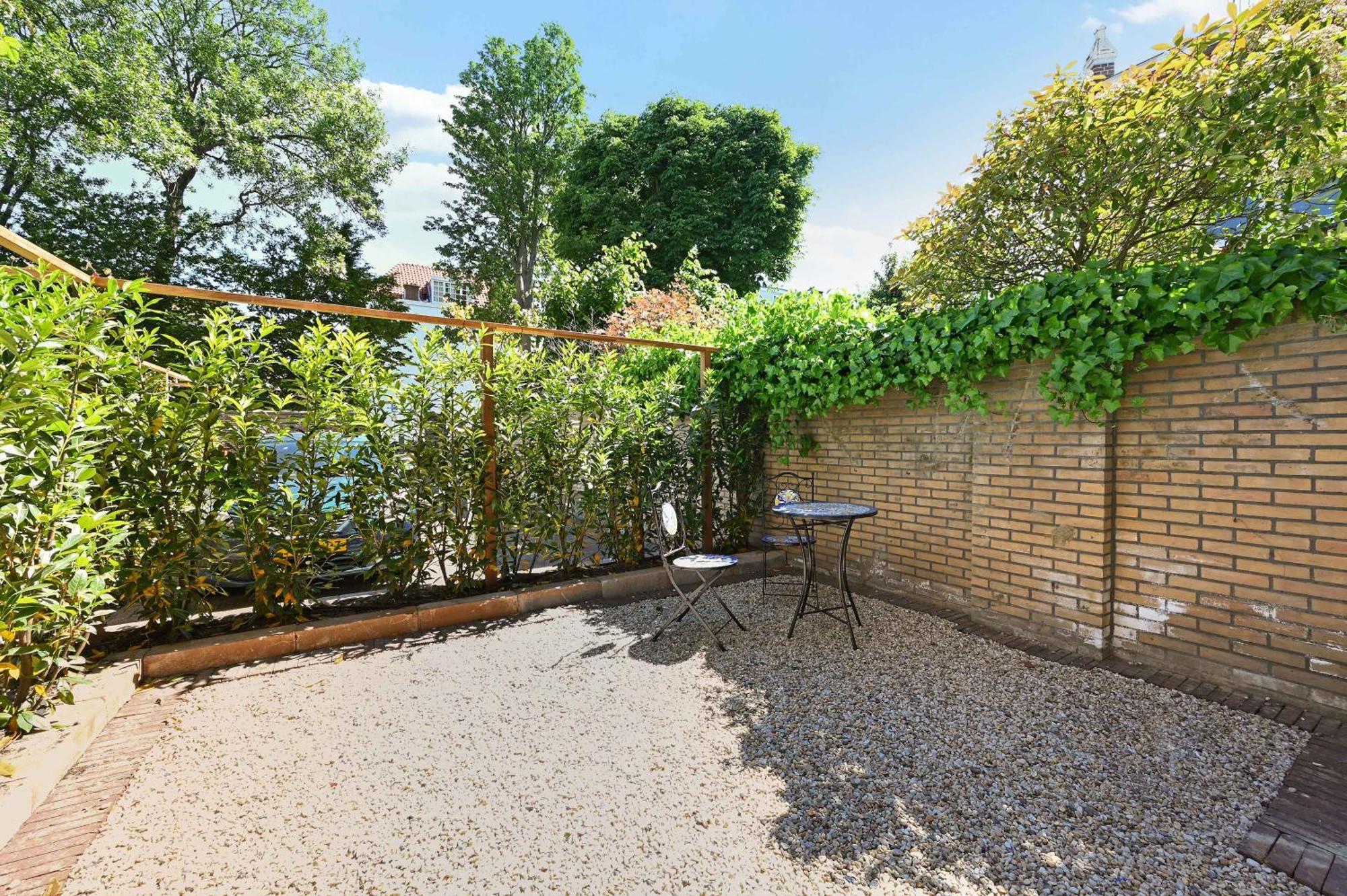 Novallure Nassau Aparthotel