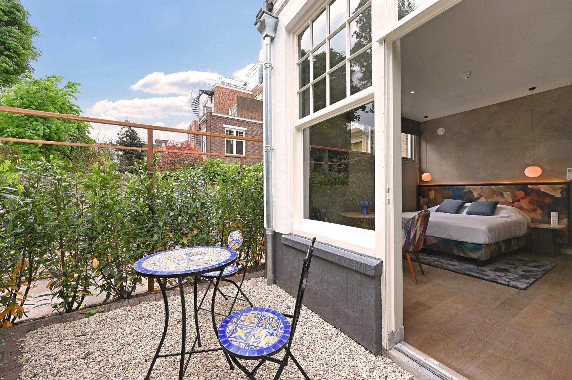 Novallure Nassau 3* Den Haag